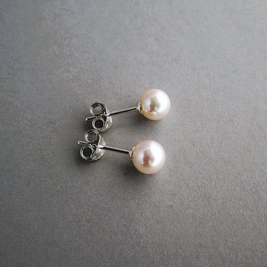 Pearl Studs Sterling Silver 5mm