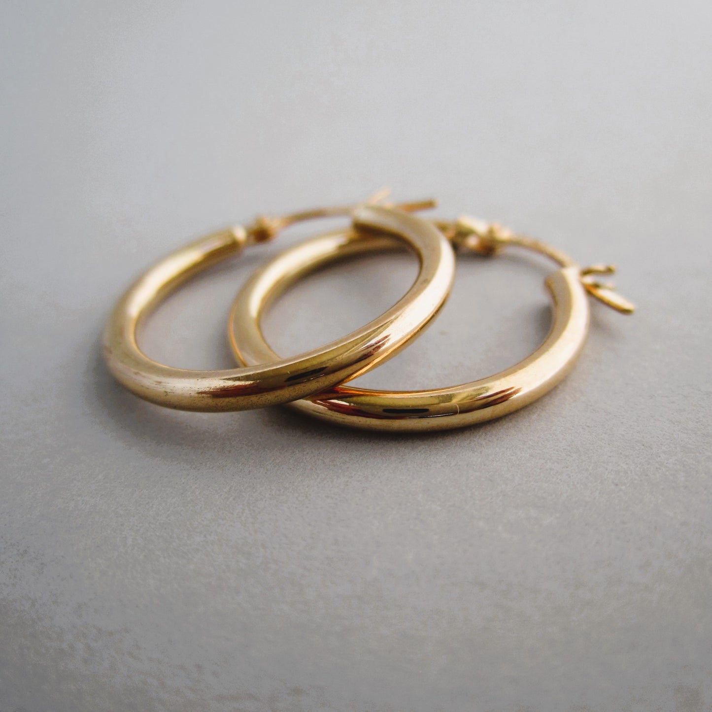 Creole 9ct Gold Hoop Earring 15mm