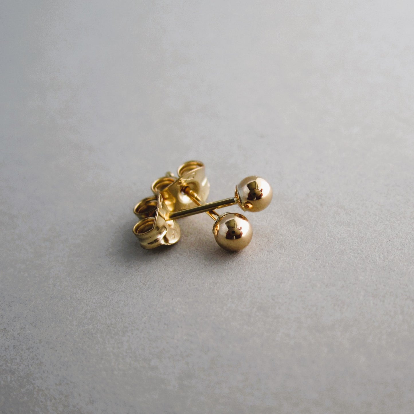 Ball Post 3mm 9ct Gold