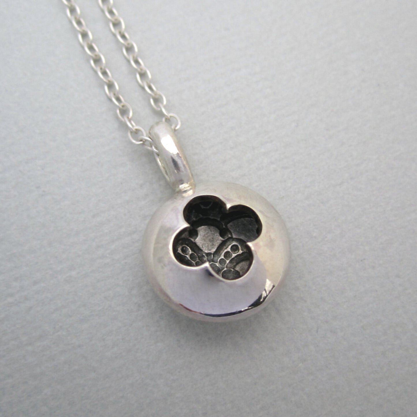 Quatre Dome Silhouette Necklace Sterling Silver